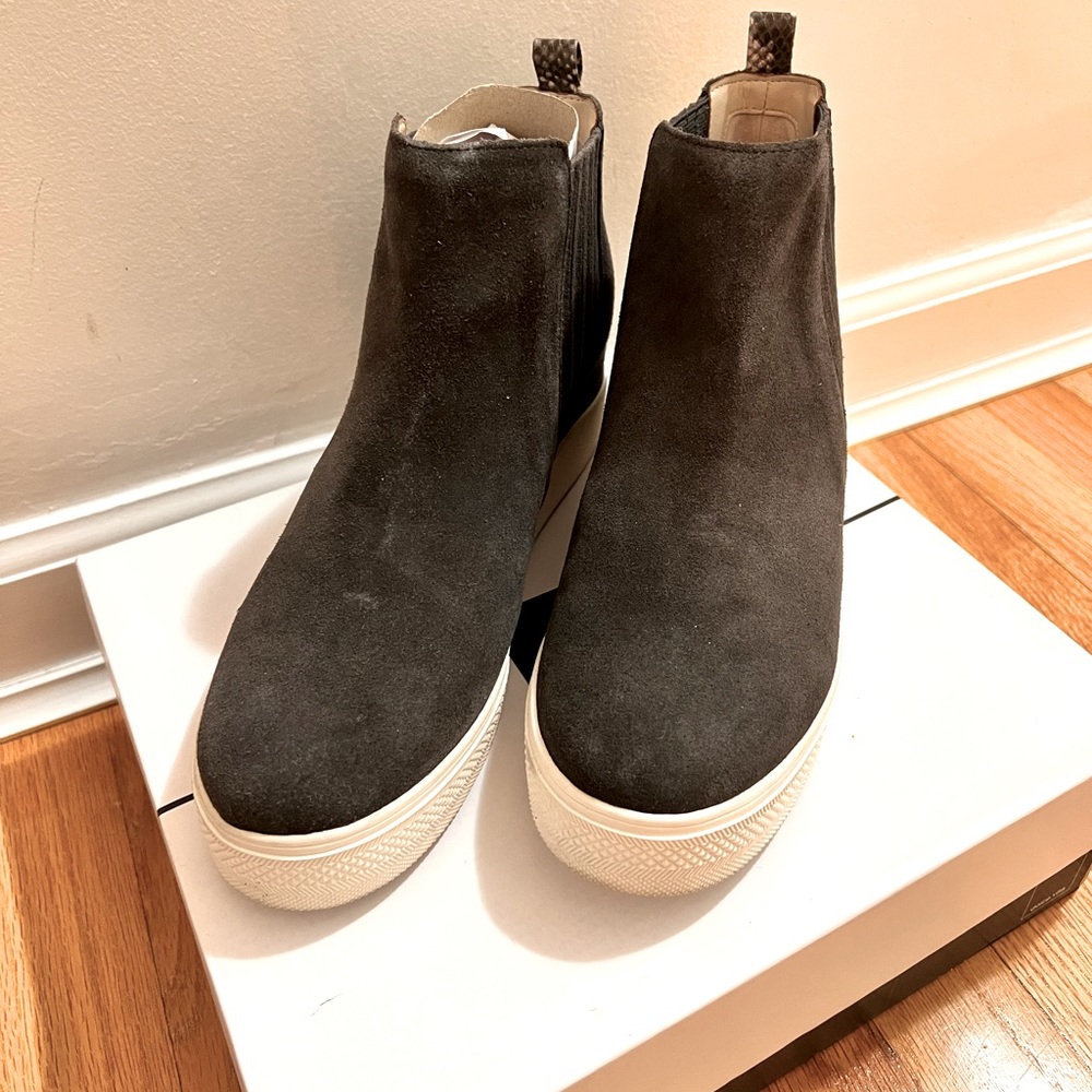 Dolce Vita platform slip-on sneakers